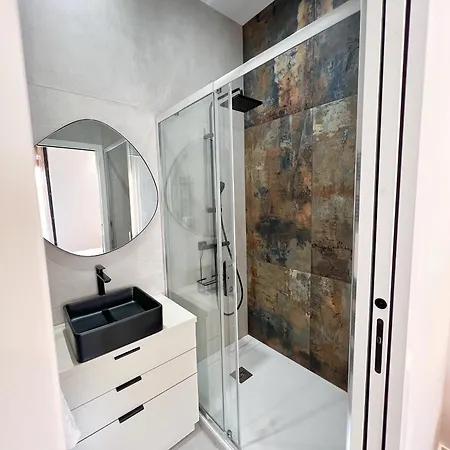 L'enlumineur - Centre - Luxe - Balcon - Climatisation *