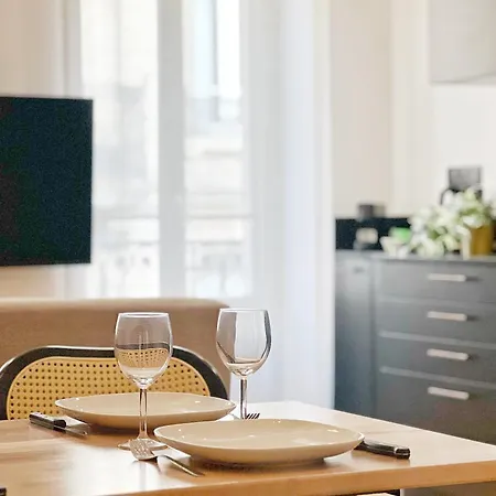 L'enlumineur - Centre - Luxe - Balcon - Climatisation