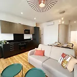 L'enlumineur - Centre - Luxe - Balcon - Climatisation شقة